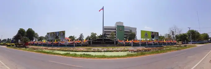 ภูมิทัศน์หน้าวิทยาลัย