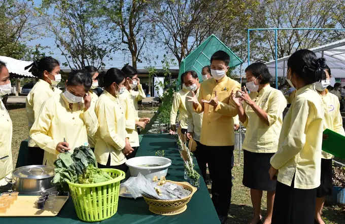 รายวิชาศิลปวิทยาเพื่อการพัฒนามนุษย์ — โครงการพัฒนาศูนย์สร้างเสริมสุขภาวะผู้สูงอายุเนื่องในวันดินโลก