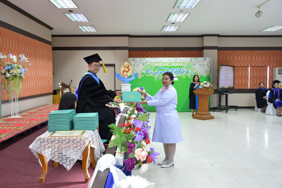 พิธีมอบประกาศนียบัตรหลักสูตรผู้ช่วยพยาบาล