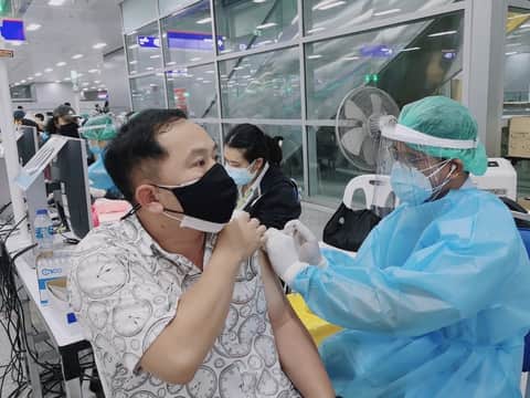 จิตอาสา ศูนย์ฉีดวัคซีนกลางบางซื่อ 24 ตุลาคม 2564