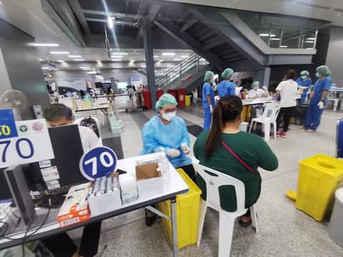จิตอาสา ศูนย์ฉีดวัคซีนกลางบางซื่อ 24 สิงหาคม 2564