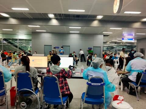 จิตอาสา ศูนย์ฉีดวัคซีนกลางบางซื่อ 25 มิถุนายน 2564