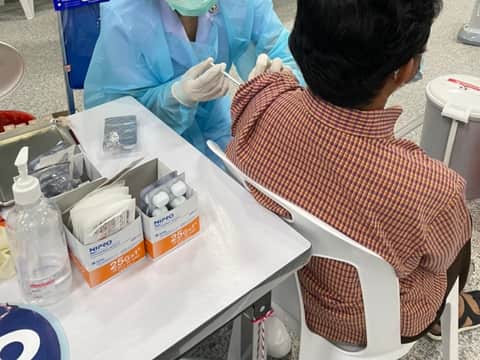 จิตอาสา ศูนย์ฉีดวัคซีนกลางบางซื่อ 18 มิถุนายน 2564