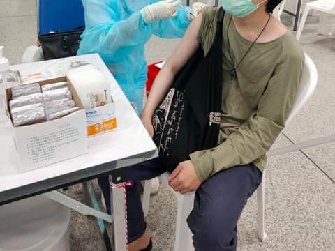จิตอาสา ศูนย์ฉีดวัคซีนกลางบางซื่อ 17 มิถุนายน 2564